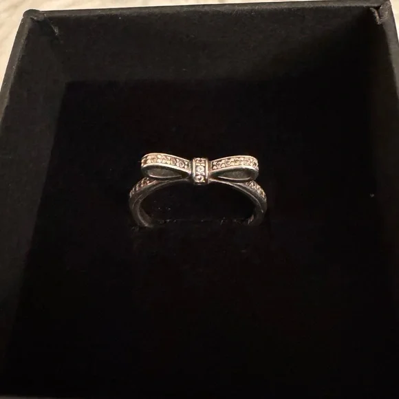 Pandora Ring Sparkling Bow 190906CZ (US size 7) - Picture 3 of 11